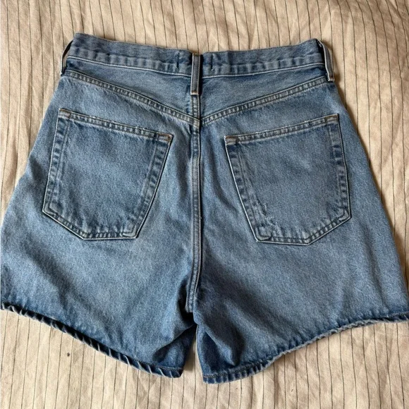 Agolde Classic Blue Denim High-Rise Shorts - Picture 3 of 3